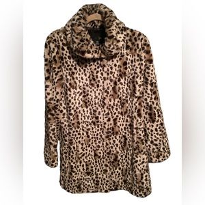East 5th Faux Fur leopard print coat, size L
